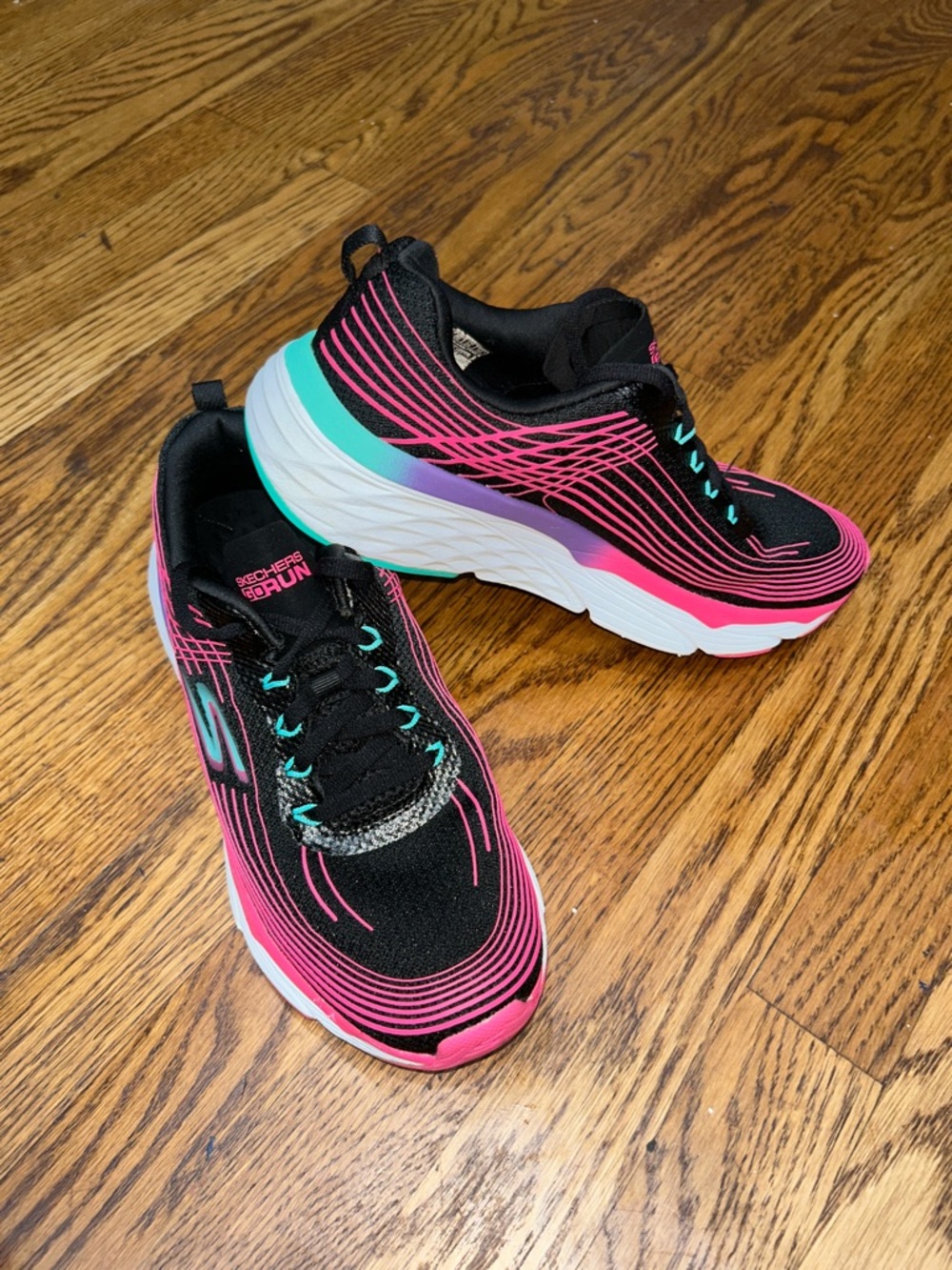 Skechers Women's GoRun Black & Pink Athletic Running Sneakers - Picture 5 of 8